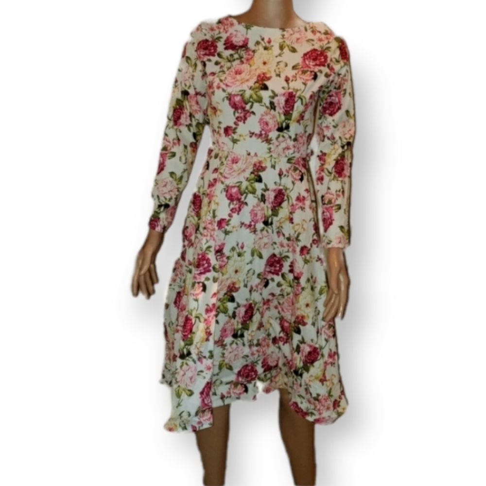 NWT Floral Dress - Picture 3 of 10